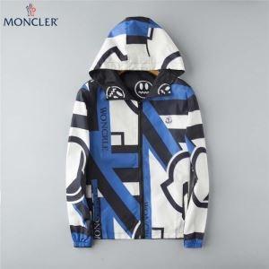 2019 trong Mùa thu / mùa đông Moncler Moncler Moncler 2 Lựa chọn màu sắc bình tĩnh như mùa thu và mùa đông cũng được sản xuất