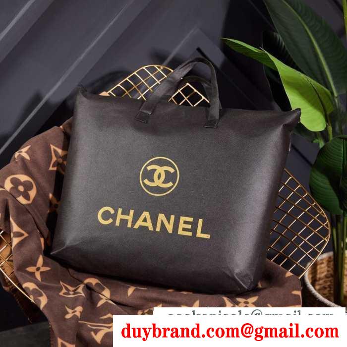 秋冬ナチュラルコーデに大活躍 2019秋冬におすすめ着こなし  chanel 寝具4点セット