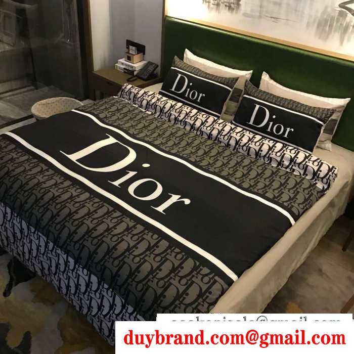 秋のおしゃれをもっと楽しめる 2019秋冬におすすめ着こなし ディオール dior 寝具4点セット