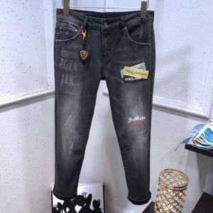 Dolce & Gabbana Dolce & Gabbana Style đang kết hợp quần denim thời trang _ Dolce & Gabbana Dolce & Gabbana_ Thương hiệu giá rẻ 