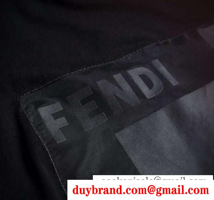 快適さのFendi、フェンディの激安大特価大人気なメンズ半袖Tシャツ、ショートパンツ上下セット