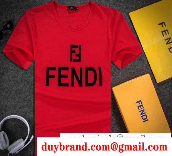 完売品　 fendi フェンディ スーパーコピー 　幅広い世代に愛され続ける半袖tシャツ 4色可選