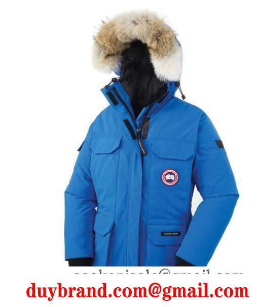 今季人気CANADA GOOSE カナダグース 偽物 通販　キレイめ系のダウンジャケット