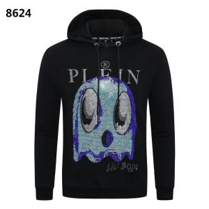 Áo hoodie đen có mũ, với họa tiết thêu hình ma tinh xảo, thiết kế cá tính và thời trang. Chất liệu mềm mại thoải mái, phù hợp cho mùa thu đông, vừa giữ ấm vừa thể hiện phong cách độc đáo.